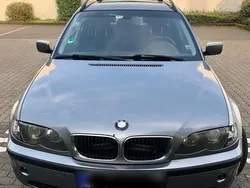 Silber Gebraucht 2004 BMW 320 Comfort Edition Kombi | 3.400 € (Etwas zu teuer)