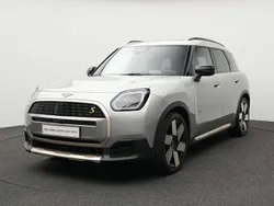 Grau Gebraucht 2024 Mini Countryman SUV | 42.370 € (Guter Preis)