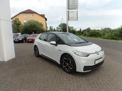 Weiß Gebraucht 2021 VW ID.3 Pro Performance Kleinwagen | 19.597 € (Fairer Preis)