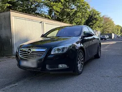 Schwarz Gebraucht 2010 Opel Insignia Limousine | 7.000 € (Etwas zu teuer)