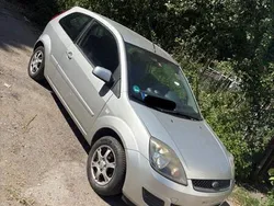 Silber Gebraucht 2007 Ford Fiesta Kleinwagen | 1.100 € (Guter Preis)