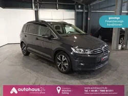 Grau Gebraucht 2021 VW Touran Highline Van / Kleinbus | 27.880 € (Guter Preis)