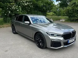 Grau Gebraucht 2021 BMW 730 M Sport Limousine | 53.000 € (Etwas zu teuer)