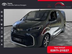 Grau Gebraucht 2024 Toyota Proace Verso Team Kombi | 49.980 € (Teuer)