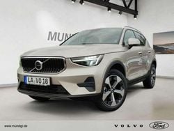 Bright dusk / metallic Gebraucht 2023 Volvo XC40 Core SUV | 33.860 € (Fairer Preis)