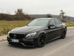 Schwarz Gebraucht 2017 Mercedes C63 AMG AMG Limousine | 37.490 € (Etwas zu teuer)