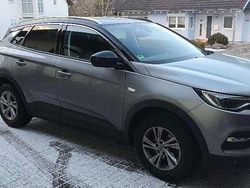Silber Gebraucht 2019 Opel Grandland X Ultimate SUV | 17.600 € (Etwas zu teuer)