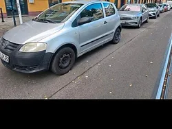 Silber Gebraucht 2010 VW Fox Kleinwagen | 450 € (Guter Preis)