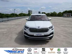Moonweiß (metallic) Gebraucht 2023 Skoda Kodiaq Style SUV | 42.900 € (Teuer)