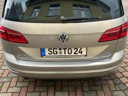 Grau Gebraucht 2015 VW Golf Sportsvan Allstar Van / Kleinbus | 9.000 € (Fairer Preis)