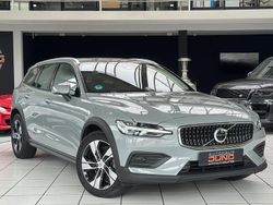 Vapour grey Gebraucht 2023 Volvo V60 CC Plus Kombi | 35.990 € (Superpreis)