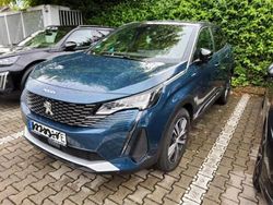 Blau Gebraucht 2023 Peugeot 3008 Allure SUV | 23.999 € (Fairer Preis)