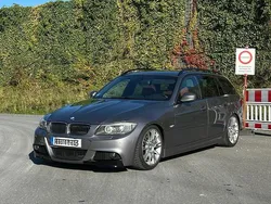 Grau Gebraucht 2009 BMW 325 Shadowline Kombi | 12.490 €
