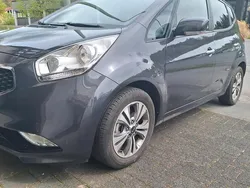 Grau Gebraucht 2018 Kia Venga DREAM-TEAM Edition Kleinwagen | 11.500 € (Guter Preis)
