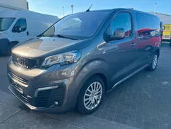 Grau Gebraucht 2018 Peugeot Traveller Business-Line Van / Kleinbus | 15.900 € (Guter Preis)