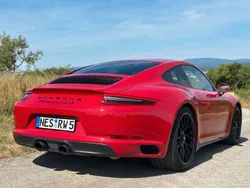 Rot Gebraucht 2018 Porsche 911 Carrera 4 GTS Coupé | 114.100 € (Guter Preis)