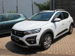 Weiß arktis weiß Gebraucht 2021 Dacia Sandero Comfort Kleinwagen | 11.900 € (Guter Preis)