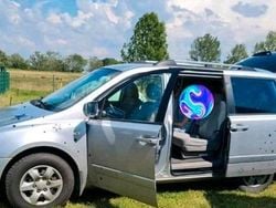 Silber Gebraucht 2008 Kia Carnival Van / Kleinbus | 4.999 €