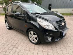 Schwarz Gebraucht 2010 Chevrolet Spark Kleinwagen | 2.300 € (Fairer Preis)