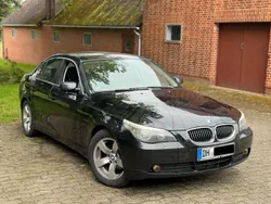 Schwarz Gebraucht 2006 BMW 523 Limousine | 2.480 € (Fairer Preis)