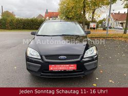 Schwarz Gebraucht 2006 Ford Focus Limousine | 2.499 € (Teuer)