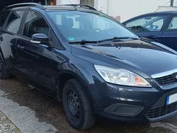 Grau Gebraucht 2008 Ford Focus Kombi | 2.500 € (Guter Preis)