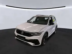 Oryxweiß perlmutteffekt Gebraucht 2021 VW Tiguan Style SUV | 34.930 € (Teuer)