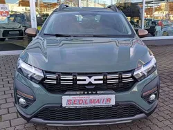 Safarigrün Neu 2024 Dacia Sandero Extreme Kleinwagen | 19.680 € (Fairer Preis)