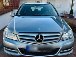 Grau Gebraucht 2011 Mercedes C180 Avantgarde Kombi | 8.000 €