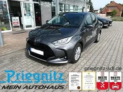 Lead grey Gebraucht 2023 Mazda 2 Comfort Kleinwagen | 22.890 € (Fairer Preis)
