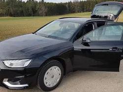 Schwarz Gebraucht 2023 Audi A4 Advanced Kombi | 28.500 € (Guter Preis)