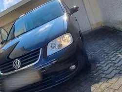 Schwarz Gebraucht 2005 VW Touran Van / Kleinbus | 4.250 € (Teuer)
