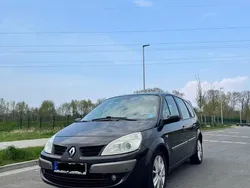 Schwarz Gebraucht 2006 Renault Grand Scénic II Van / Kleinbus | 1.600 €