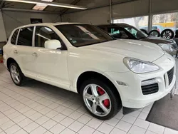 Weiß Gebraucht 2007 Porsche Cayenne Turbo SUV | 9.990 €