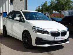 Alpinweiß 3 Gebraucht 2020 BMW 218 Advantage Van / Kleinbus | 17.950 € (Fairer Preis)
