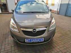 Muskatgrau/pepperdust Gebraucht 2013 Opel Meriva Active Van / Kleinbus | 6.950 € (Fairer Preis)
