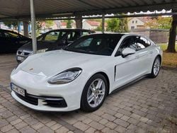 Weiß Gebraucht 2018 Porsche Panamera 4 Limousine | 60.990 € (Fairer Preis)