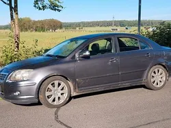 Grau Gebraucht 2007 Toyota Avensis Limousine | 2.200 € (Superpreis)