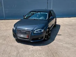 Grün Gebraucht 2025 Audi A3 S-Line Kleinwagen | 5.350 €