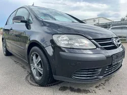 Schwarz metallic Gebraucht 2005 VW Golf Plus Cross Van / Kleinbus | 1.600 €