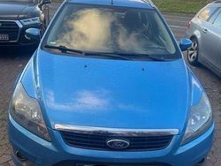 Blau Gebraucht 2011 Ford Focus Titanium Limousine | 3.000 € (Fairer Preis)