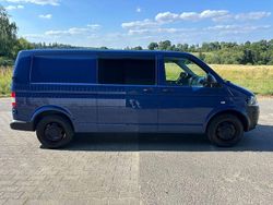 Blau Gebraucht 2015 VW T5 Van | 16.000 €