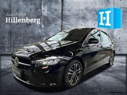 Lack kosmosschwarz Gebraucht 2024 Mercedes 180 Advanced Limousine | 27.650 € (Guter Preis)