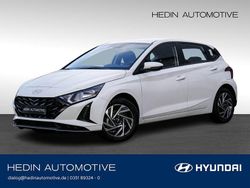 Weiß Neu 2025 Hyundai i20 Trend Limousine | 18.390 € (Superpreis)