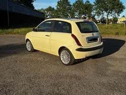 Beige Gebraucht 2005 Lancia Ypsilon Kleinwagen | 2.900 € (Fairer Preis)