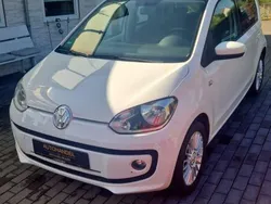 Weiß Gebraucht 2012 VW up! high up! Kleinwagen | 4.960 € (Fairer Preis)