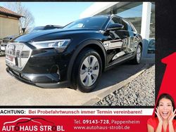 Brillantschwarz Gebraucht 2021 Audi e-tron Basis SUV | 24.350 € (Etwas zu teuer)