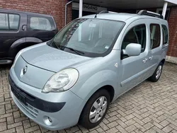 Silber Gebraucht 2011 Renault Kangoo Expression Van / Kleinbus | 2.990 € (Fairer Preis)