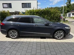 Blau Gebraucht 2021 Ford Mondeo Vignale Limousine | 20.800 € (Fairer Preis)
