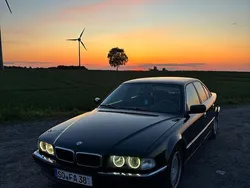Grün Gebraucht 1996 BMW 728 Performance Limousine | 3.900 € (Guter Preis)